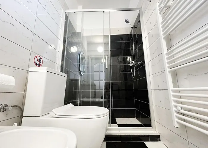 Lejlighed Sunset Reflection Golem (Tirana)